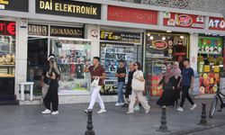 BORÇLAR TAVAN YAPTI