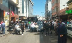 BOZULAN ARAÇ TRAFİĞİ TIKADI