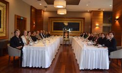 GKV’DAN EMEKLİ ÖĞRETMENLERDEN ANLAMLI BULUŞMA