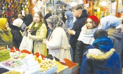 ‘Şehrimiz kültürüyle tarihi yapısıyla vatandaşı büyülüyor’