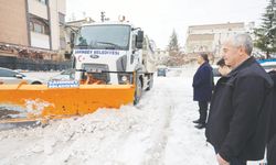Kar temizleme çalışmaları sürüyor