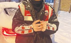 Jandarma kıyafeti giyerek vatandaşı kandırıyor!