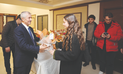 ‘Her koşulda gençlerin yanındayız’