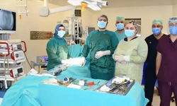 ‘Çocuk cerrahisinde bir ilki gerçekleştirdik’