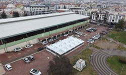 İftar sofraları ilçenin dört bir yanında