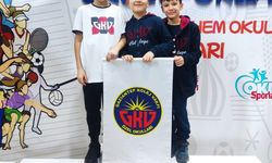 Öğrenciler, Paletli Yüzme Şampiyonasına damga vurdu