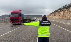 Uyuşturucu kaçakçılarına şok baskın!