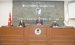 Gündemdeki 13 madde kabul edildi