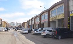 SANAYİ SİTESİNDE KEPENKLER KAPANIYOR