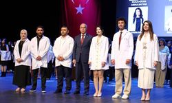 ‘Bu ülkenin geleceği, iyi yetişmiş diş hekimleriyle çok parlak’