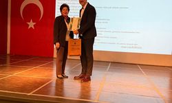 ‘Çocuklarla kurulan iletişimde duyguların sağlıklı bir şekilde ifade edilmeli’