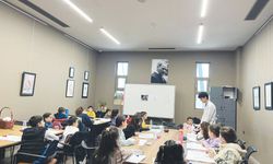 ‘Profesyonel sanat yolculuğuna sağlam bir temel oluşturuyoruz’