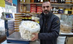 ‘ASGARİ ÜCRETLİ 1 KİLOGRAM ANTEP PEYNİRİ ALAMIYOR’