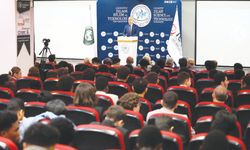 ‘Gençler geleceğin dünyasını inşa edecek’