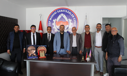 ‘ESNAF VERGİ YÜKÜ ALTINDA EZİLİYOR’