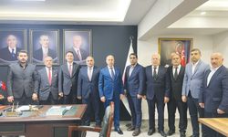 ‘Haddinizi bilin, önce aynaya bakın!’