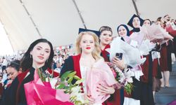 ‘Taze mezunlar, ülkemiz için bilimsel araştırmalar yürütecek’