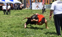 ‘Ata sporu aba güreşinin yaşatıyoruz’