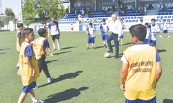 Çocuklar yaz spor okuluna ilgi gösteriyor