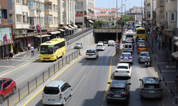 HAFTA SONU TRAFİK KİLİTLENDİ