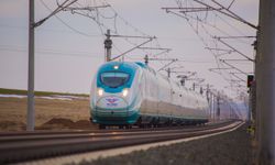 ‘Yeni hızlı tren ve demiryolu ağını genişletiyoruz’