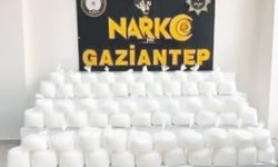 Araçtan 3 valiz dolusu uyuşturucu çıktı