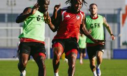 GÖZLER ALANYASPOR MAÇINDA!