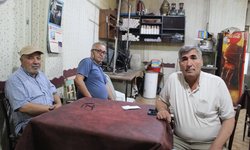 EMEKLİNİN CEBİNDE ÇAY İÇECEK PARASI YOK’