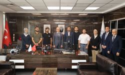 ‘Öğrencilerin geliştirdiği İHA’yı yakından inceledim’