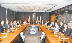 ‘İhracatın amiral gemisi yine makine halısı’