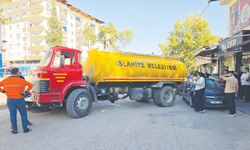 El freni çekilmeyen su tankeri dehşet saçtı!
