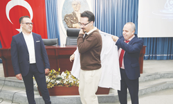 ‘Beyaz önlük sorumluluğu ve dürüstlüğü temsil ediyor’