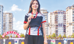 Defne Demirpençe şampiyon oldu!