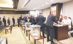 Konukoğlu ve Ünverdi yeniden başkan!