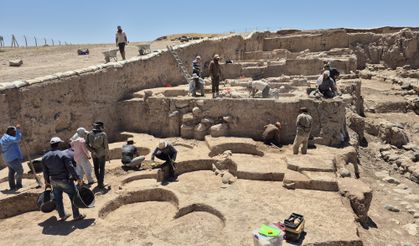 ‘OYLUM HÖYÜK, BÖLGENİN KÜLTÜR TARİHİNE IŞIK TUTUYOR’