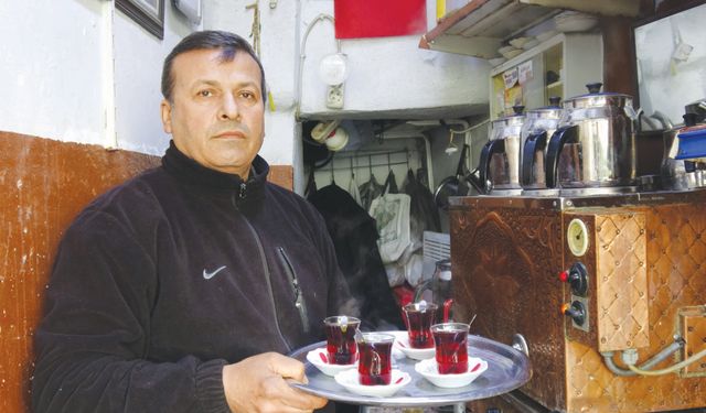 ‘Çay, günlük yaşamının vazgeçilmezi’