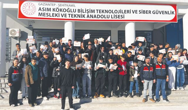 ‘Sosyal medya kullanımında farkındalık şart’