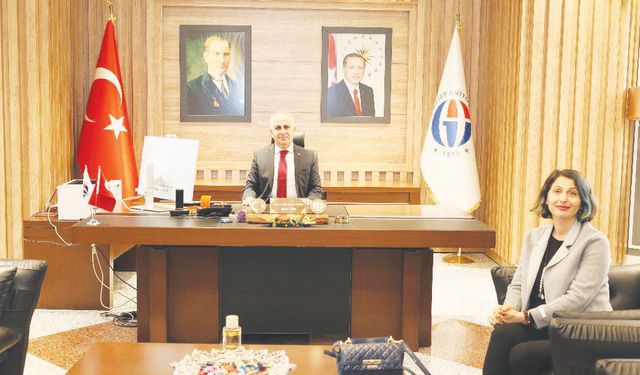 ‘Bilimsel çalışmalara ağırlık vermeliyiz’