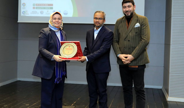 ‘Eğitim alanında farklı kültürleri bir araya getiriyoruz’