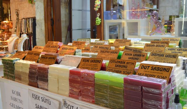 EŞEK SÜTÜ SABUNUNA YOĞUN İLGİ