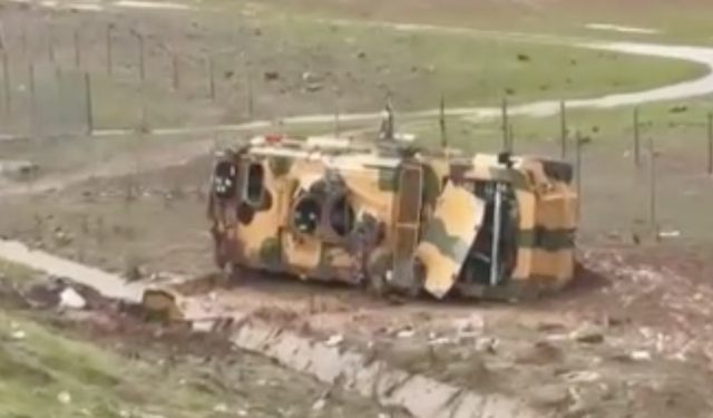 Kontrolden çıkan askeri araç devrildi