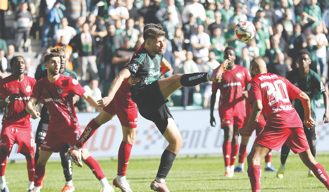 GAZiANTEP FK BiR AN ÖNCE TOPARLANMALI