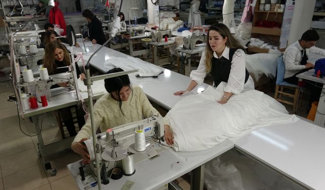 ’32 ülkeye gelinlik ihraç ediyoruz’