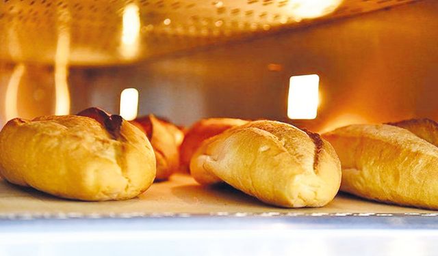 ‘Piyasa ortalaması 900 TL olan un, belediyeye 1000 TL’ye satılıyor’