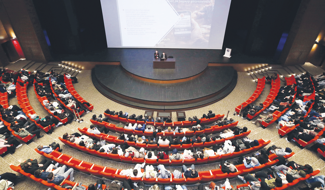 ‘Dijital güvenlik konusunda daha bilinçli olmamız gerek’