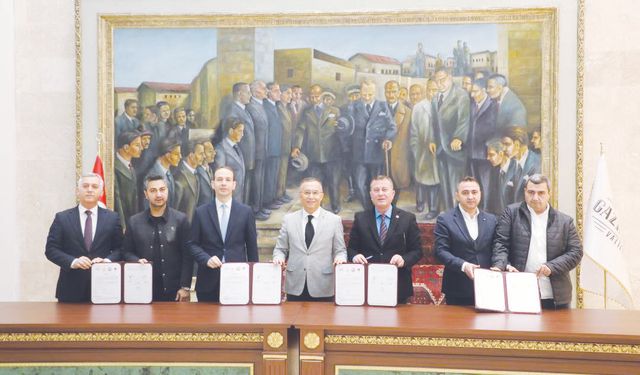 ‘Halka hizmetin bedeli olamaz!’