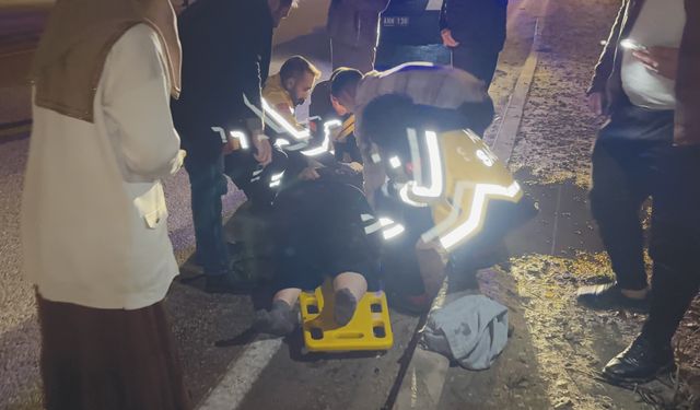 Karşıya geçmek isterken kadına otomobil çarptı