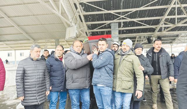 Öldürülen tren görevlisi Serkan Çalar defnedildi