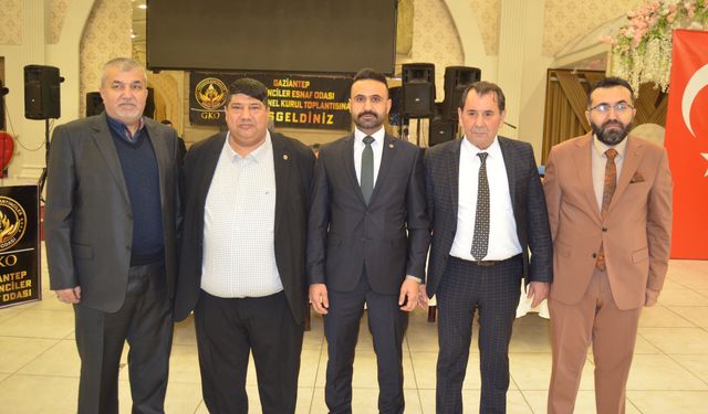 MUHAMMET ÇEÇEN, ESNAFIN TAM DESTEĞİYLE BAŞKAN OLDU