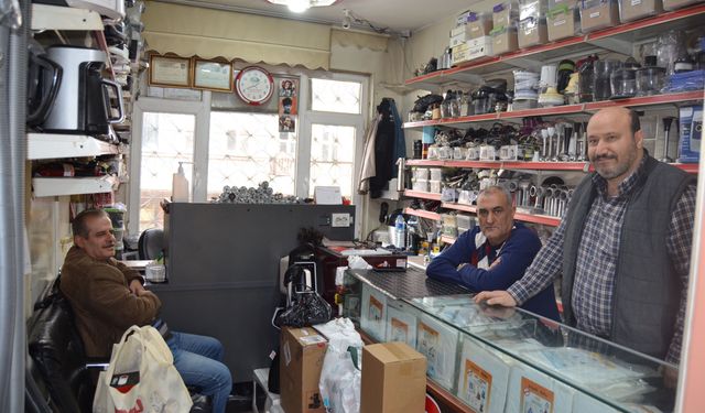 PİYASALAR VE ESNAF TEDİRGİN!